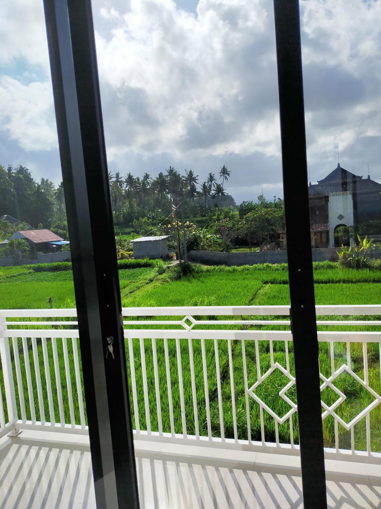 Amlapura Limun Guesthouse מראה חיצוני תמונה
